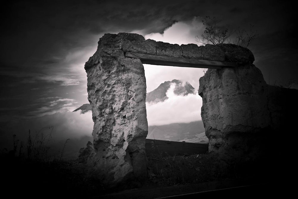 Competition Image - la entrada de un pueblo perdido, a un volcán dormido!, Cristian Teran