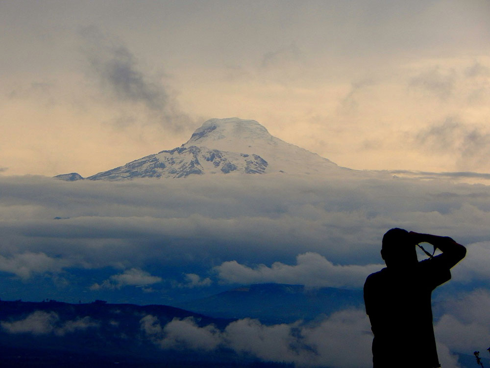 Imagen de Concurso - Mirando El Volcan Antisana desde la via Quito - Calacali, John Garcia